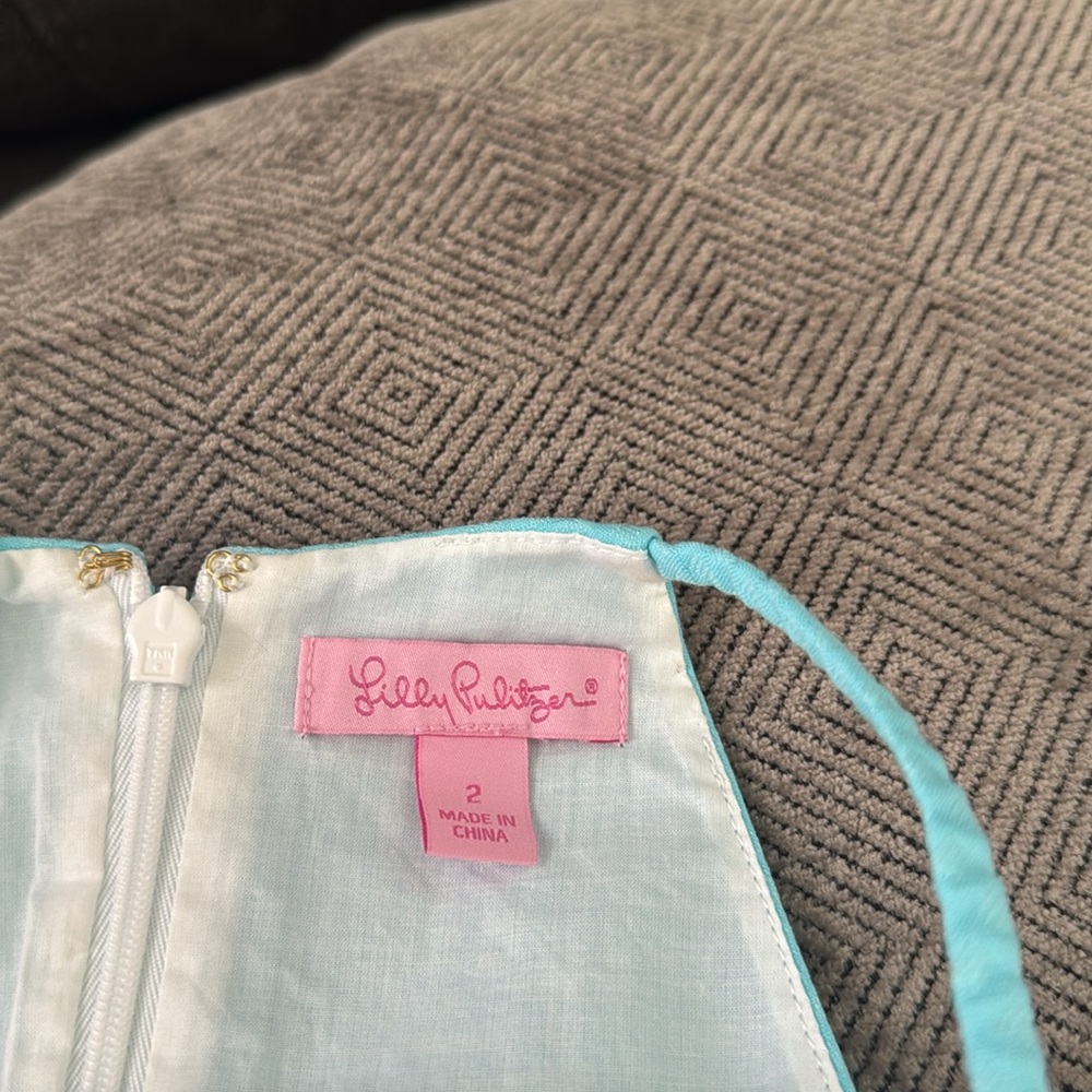 Lilly Pulitzer Bailey Silk Elegant Blue Sleeveless Top with Lace Detail size 2 - Picture 6 of 8